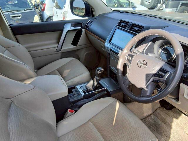 ランドクルーザープラド TX Lパッケージ サンルーフ TRDアルミ インチアップ ヒッチメンバー(9枚目)