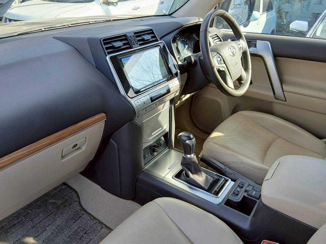 ランドクルーザープラド TX Lパッケージ サンルーフ TRDアルミ インチアップ ヒッチメンバー(10枚目)