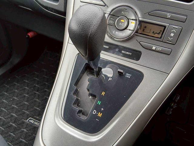 オーリス １８０Ｇ　純正ナビ／バックモニター／ＥＴＣ／スマートキー（17枚目）