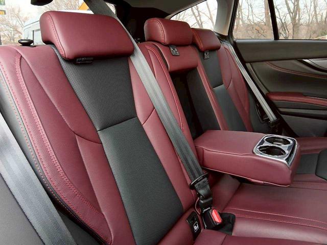 レヴォーグ STIスポーツ EX 純正11.6インチナビ/スマートミラー/ドライバーモニタリング/フロント・サイド・リアカメラ/パワーバックドア(38枚目)