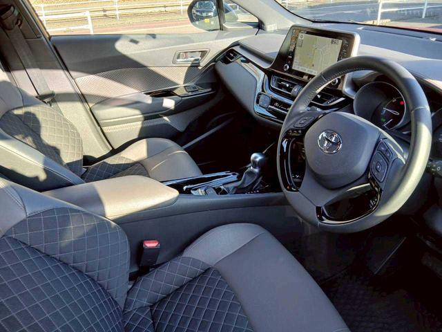 Ｃ－ＨＲ Ｇ　純正ナビ／パノラミックビューモニター／前後ドライブレコーダー／ＥＴＣ／純正１８インチＡＷ（7枚目）