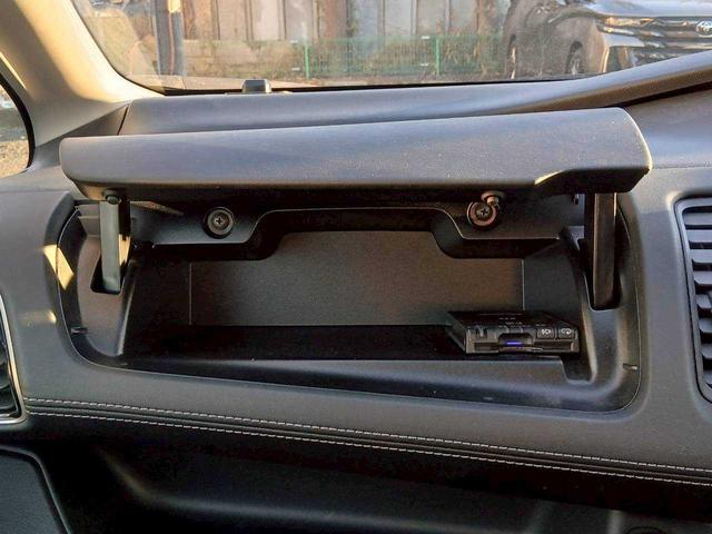 セレナ ハイウェイスター　Ｖセレクション　８インチナビ／両側電動スライド／バックモニター／ＥＴＣ／４ＷＤ（30枚目）