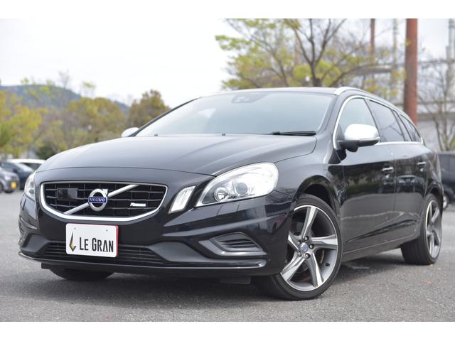 Ｖ６０ Ｔ４　Ｒデザイン　ナビ　クリアランスソナー　オートクルーズコントロール　レーンアシスト　アルミホイール　オートライト　ＨＩＤ　パワーシート　電動格納ミラー　シートヒーター　ＡＴ　盗難防止システム　ＡＢＳ　ＣＤ　エアコン（10枚目）