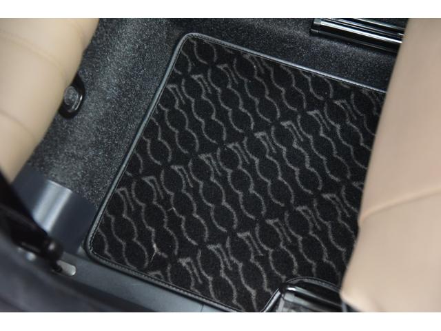 ５００ マーレブル　クリアランスソナー　アルミホイール　キーレスエントリー　サンルーフ　ＨＩＤ　アイドリングストップ　ＡＴ　盗難防止システム　ＡＢＳ　ＥＳＣ　エアコン　パワーステアリング　パワーウィンドウ（45枚目）