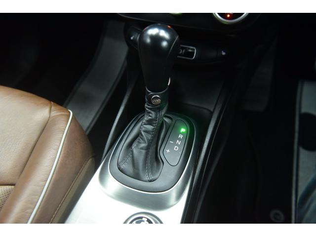 ５００Ｘ ポップスター　プラス　ドライブレコーダー　ＥＴＣ　バックカメラ　クリアランスソナー　オートクルーズコントロール　ターボ　ナビ　ＨＩＤ　アルミホイール　シートヒーター　ＡＴ　盗難防止システム　ＵＳＢ（8枚目）