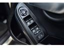 ウィンドウスイッチまわり『使用頻度が多い運転席側のスイッチまわり。目立つ傷もなく綺麗な状態を保っています。』