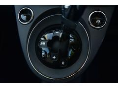 必ず使用するシフトレバー。確りと確認したいですね。 7
