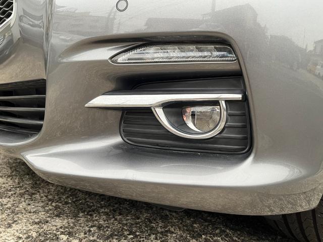 スカイライン ３５０ＧＴ　ハイブリッド　タイプＰ　【１２か月ライト保証】純正ナビ　フルセグＴＶ　アラウンドビューモニター　エマージェンシーブレーキ　ＥＴＣ　純正１７ＡＷ　インテリジェントキー２個　ＬＥＤヘッドランプ　ブラックレザーシート（54枚目）