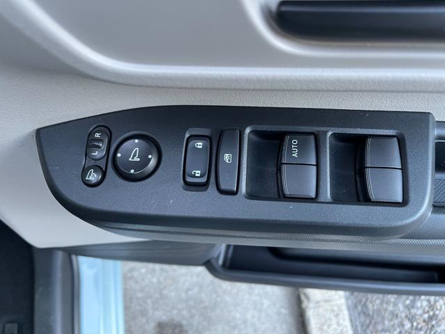 N-BOX ファッションスタイル 【メーカー保証継承】純正ナビ フルセグ バックカメラ 両側パワースライドドア スマートキー(2個) LEDヘッドライト クリアランスソナー フロント席シートヒーター オートリトラミラー(28枚目)