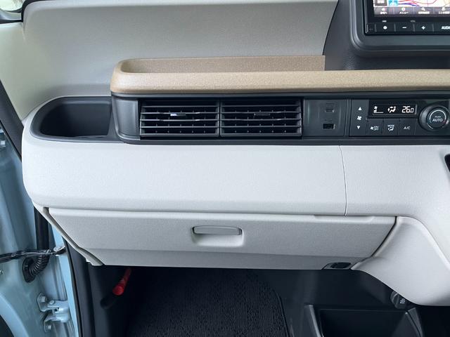 N-BOX ファッションスタイル 【メーカー保証継承】純正ナビ フルセグ バックカメラ 両側パワースライドドア スマートキー(2個) LEDヘッドライト クリアランスソナー フロント席シートヒーター オートリトラミラー(33枚目)