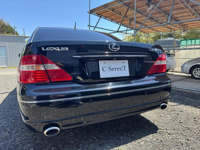米国トヨタその他 　ＬＳ４３０・ムーンルーフ・純正マルチ　黒革シート　マフラーヴァルド・前後ドラレコ・Ｂカメラスマートキー・ＥＴＣ・走行距離マイル表示カーＦＡＸ付き（13枚目）