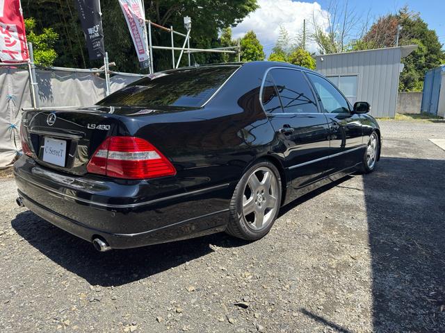 米国トヨタその他 　ＬＳ４３０・ムーンルーフ・純正マルチ　黒革シート　マフラーヴァルド・前後ドラレコ・Ｂカメラスマートキー・ＥＴＣ・走行距離マイル表示カーＦＡＸ付き（15枚目）