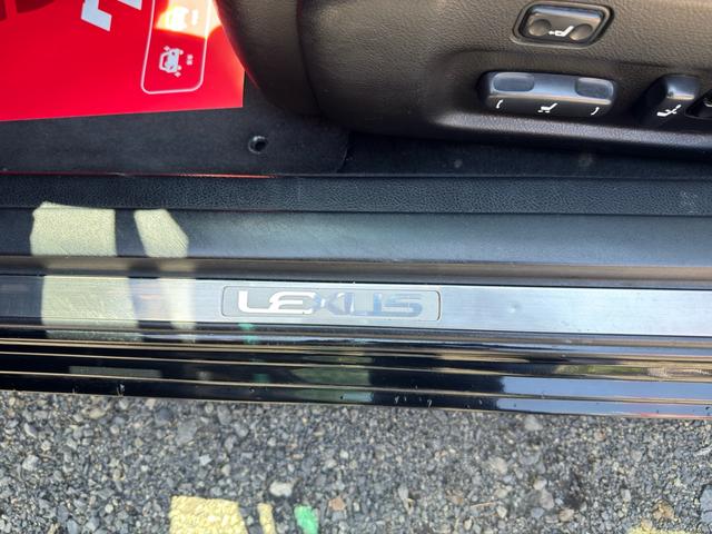 米国トヨタその他 　ＬＳ４３０・ムーンルーフ・純正マルチ　黒革シート　マフラーヴァルド・前後ドラレコ・Ｂカメラスマートキー・ＥＴＣ・走行距離マイル表示カーＦＡＸ付き（24枚目）