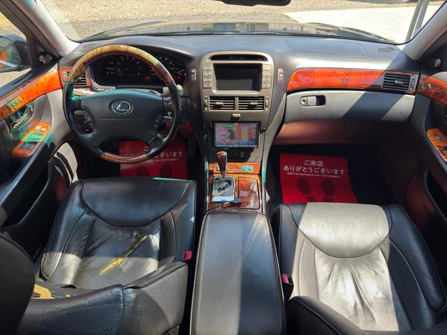 米国トヨタその他 　ＬＳ４３０・ムーンルーフ・純正マルチ　黒革シート　マフラーヴァルド・前後ドラレコ・Ｂカメラスマートキー・ＥＴＣ・走行距離マイル表示カーＦＡＸ付き（52枚目）