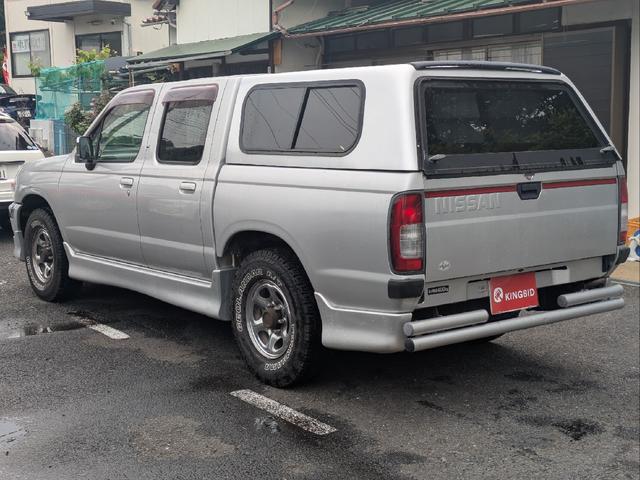 ダットサンピックアップ ダブルキャブ　スカイスター　オーテック　オーテック架装・５ＭＴ車・ＥＴＣ・ハードキャノビー・メッキホイール（4枚目）