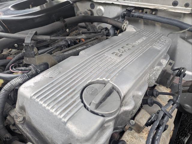 ダットサンピックアップ ダブルキャブ　スカイスター　オーテック　オーテック架装・５ＭＴ車・ＥＴＣ・ハードキャノビー・メッキホイール（43枚目）