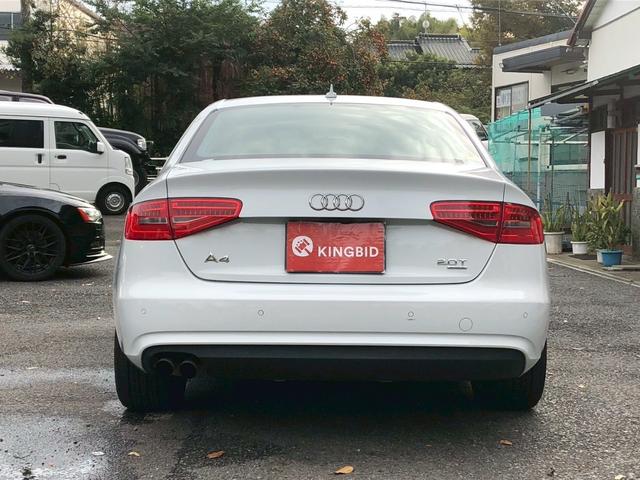 Ａ４ ２．０ＴＦＳＩクワトロ　ＳＥパッケージ／レザーシート／木目調インパネ／純正ナビ／ＴＶ／ＥＴＣ／バックモニター／パワーシート／シートヒーター／（7枚目）