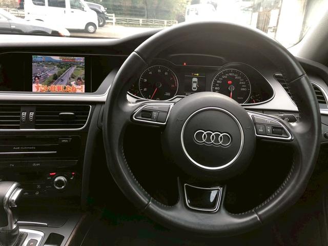 Ａ４ ２．０ＴＦＳＩクワトロ　ＳＥパッケージ／レザーシート／木目調インパネ／純正ナビ／ＴＶ／ＥＴＣ／バックモニター／パワーシート／シートヒーター／（11枚目）