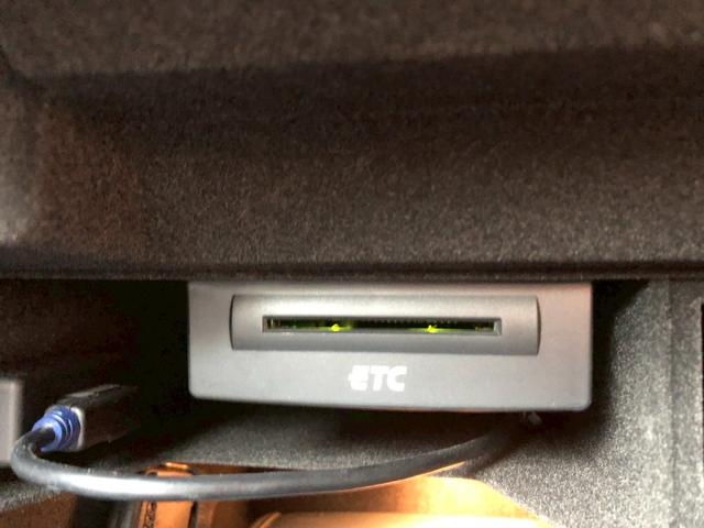 Ａ４ ２．０ＴＦＳＩクワトロ　ＳＥパッケージ／レザーシート／木目調インパネ／純正ナビ／ＴＶ／ＥＴＣ／バックモニター／パワーシート／シートヒーター／（23枚目）