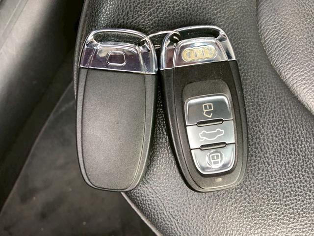 Ａ４ ２．０ＴＦＳＩクワトロ　ＳＥパッケージ／レザーシート／木目調インパネ／純正ナビ／ＴＶ／ＥＴＣ／バックモニター／パワーシート／シートヒーター／（29枚目）