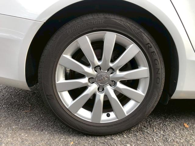 Ａ４ ２．０ＴＦＳＩクワトロ　ＳＥパッケージ／レザーシート／木目調インパネ／純正ナビ／ＴＶ／ＥＴＣ／バックモニター／パワーシート／シートヒーター／（37枚目）