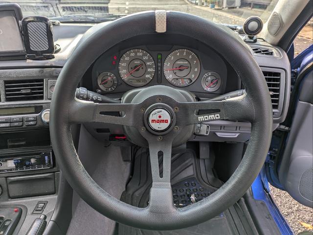 スカイライン ＧＴスペシャルエディション　アルティアエアロ・サイド　リアエアロ・Ｒスポイラー・ハイキャスレス車・社外ＡＷ・ＭＯＭＯディープコーン・ＫＥＮＷＯＯＤデジタルインナーミラー・ＫＥＮＷＯＯＤ　Ｐナビ・オールペン車両・ＥＴＣ（25枚目）