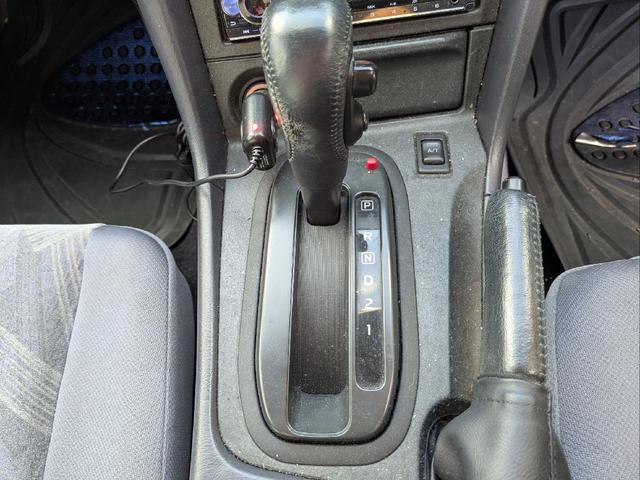 スカイライン ＧＴスペシャルエディション　アルティアエアロ・サイド　リアエアロ・Ｒスポイラー・ハイキャスレス車・社外ＡＷ・ＭＯＭＯディープコーン・ＫＥＮＷＯＯＤデジタルインナーミラー・ＫＥＮＷＯＯＤ　Ｐナビ・オールペン車両・ＥＴＣ（32枚目）