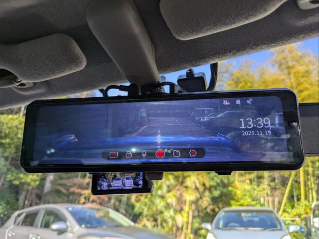 スカイライン ＧＴスペシャルエディション　アルティアエアロ・サイド　リアエアロ・Ｒスポイラー・ハイキャスレス車・社外ＡＷ・ＭＯＭＯディープコーン・ＫＥＮＷＯＯＤデジタルインナーミラー・ＫＥＮＷＯＯＤ　Ｐナビ・オールペン車両・ＥＴＣ（37枚目）