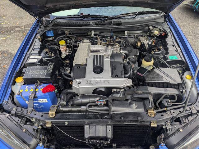 スカイライン ＧＴスペシャルエディション　アルティアエアロ・サイド　リアエアロ・Ｒスポイラー・ハイキャスレス車・社外ＡＷ・ＭＯＭＯディープコーン・ＫＥＮＷＯＯＤデジタルインナーミラー・ＫＥＮＷＯＯＤ　Ｐナビ・オールペン車両・ＥＴＣ（41枚目）