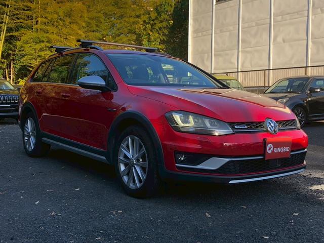 ゴルフオールトラック ＴＳＩ　４モーション　アップグレードパッケージ　ディスカバープロパッケージ・ＴＶ・バックモニター・プリクラッシュセーフティ・レーンキープ・アクティブクルーズコントロール・シートヒーター・ＥＴＣ・パドルシフト・ステアリングスイッチ・（4枚目）