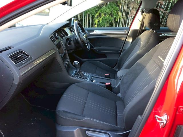 ゴルフオールトラック ＴＳＩ　４モーション　アップグレードパッケージ　ディスカバープロパッケージ・ＴＶ・バックモニター・プリクラッシュセーフティ・レーンキープ・アクティブクルーズコントロール・シートヒーター・ＥＴＣ・パドルシフト・ステアリングスイッチ・（14枚目）