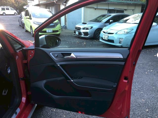 ゴルフオールトラック ＴＳＩ　４モーション　アップグレードパッケージ　ディスカバープロパッケージ・ＴＶ・バックモニター・プリクラッシュセーフティ・レーンキープ・アクティブクルーズコントロール・シートヒーター・ＥＴＣ・パドルシフト・ステアリングスイッチ・（31枚目）