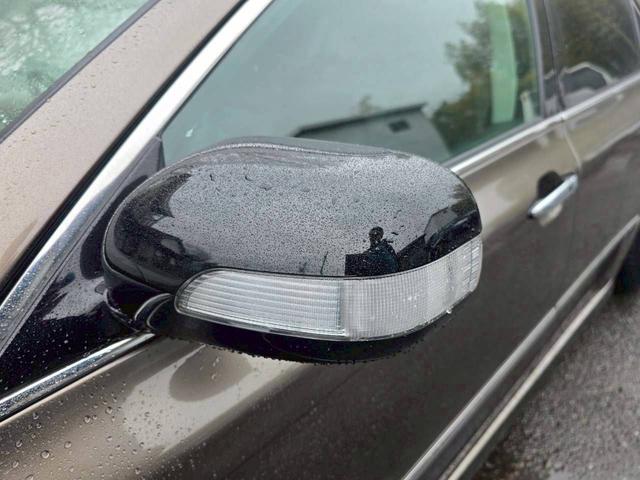 クラウン アスリート プレミアムエディション IDEAL製エアサス・BMWブラウンオールペン車・VsKf 19inAW・エムゲインFRエアロ・スリーキャッツマフラー・サンルーフ・バックカメラ・ETC・レクサスシフトノブ・エアサスリモコン(52枚目)