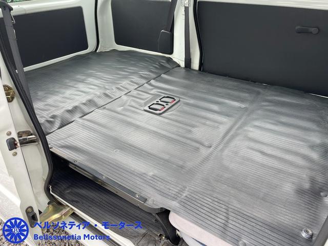 サンバーバン ＶＣ　５ＭＴ／キーレス／パワーウィンドウ／４３０００Ｋｍ／車検・整備付き／ＡＣ／禁煙（40枚目）