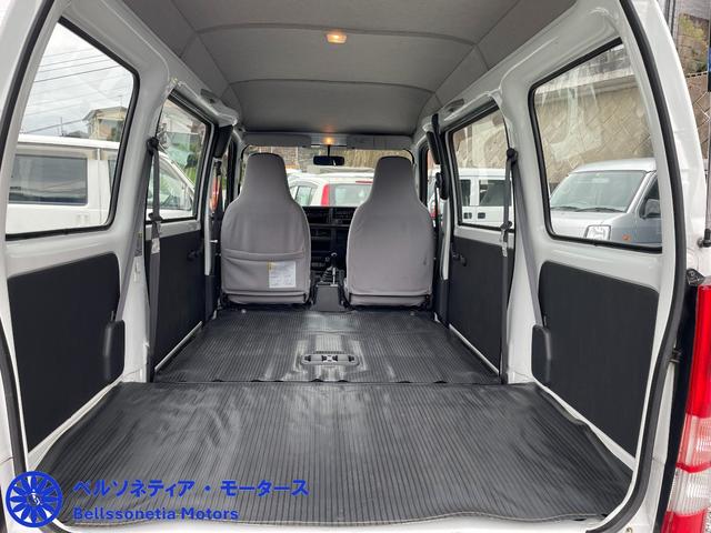 サンバーバン ＶＣ　５ＭＴ／キーレス／パワーウィンドウ／４３０００Ｋｍ／車検・整備付き／ＡＣ／禁煙（46枚目）
