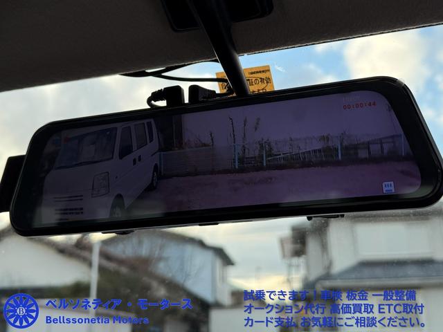 バモス Ｍ　ｍｏｍｏハンドル／キーレス／ナビ／バックモニター／社外ＡＷ／禁煙／純正ハンドル／走行７５０００Ｋｍ／車検Ｒ９．１１（5枚目）