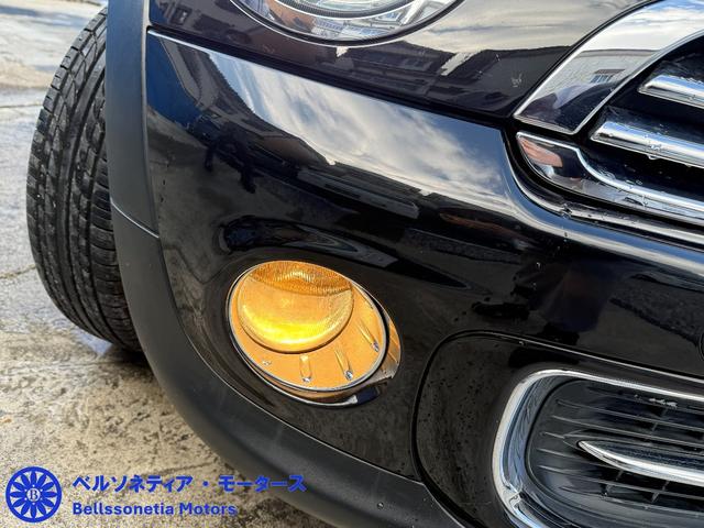 ＭＩＮＩ クーパー　６ＭＴ／３ドア／ナビ／ＥＴＣ／純正ＡＷ／キーレス／フォグランプ（21枚目）