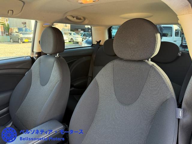 ＭＩＮＩ クーパー　６ＭＴ／３ドア／ナビ／ＥＴＣ／純正ＡＷ／キーレス／フォグランプ（44枚目）