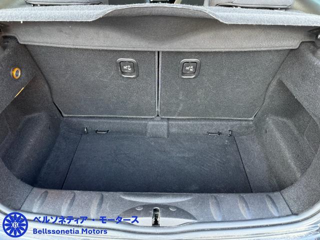 ＭＩＮＩ クーパー　６ＭＴ／３ドア／ナビ／ＥＴＣ／純正ＡＷ／キーレス／フォグランプ（59枚目）