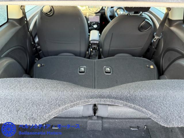 ＭＩＮＩ クーパー　６ＭＴ／３ドア／ナビ／ＥＴＣ／純正ＡＷ／キーレス／フォグランプ（62枚目）