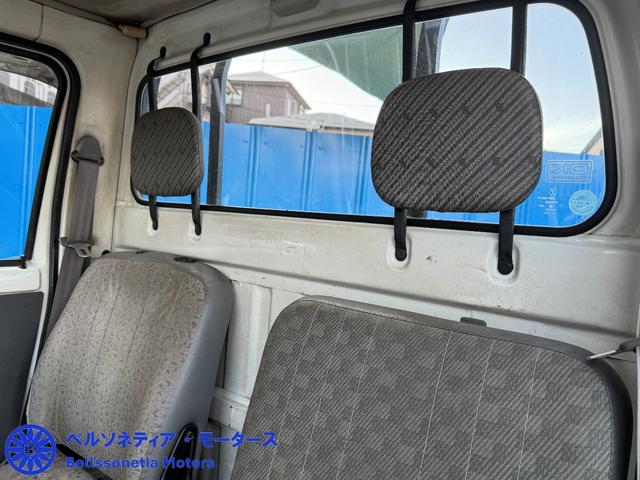 サンバートラック ＳＤＸ　ＡＣ／パートタイム４ＷＤ／５ＭＴ／ラジオ／三方開／走行８１００Ｋｍ／車検Ｒ８．９月（41枚目）