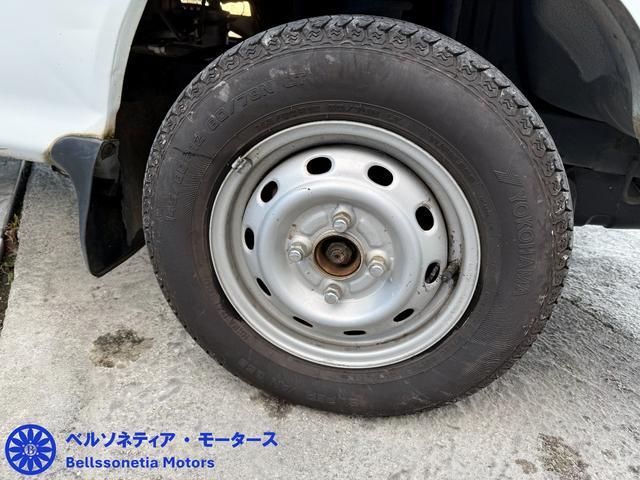 サンバートラック ＳＤＸ　ＡＣ／パートタイム４ＷＤ／５ＭＴ／ラジオ／三方開／走行８１００Ｋｍ／車検Ｒ８．９月（48枚目）