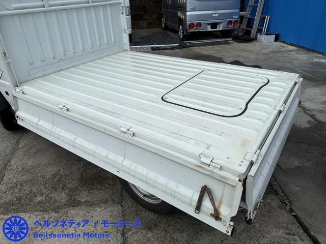 サンバートラック ＴＢ　走行３５０００Ｋｍ／車検Ｒ８．１１／ＡＴ／１オーナー／禁煙（27枚目）