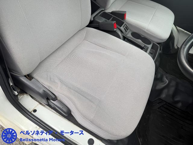 サンバートラック ＴＢ　走行３５０００Ｋｍ／車検Ｒ８．１１／ＡＴ／１オーナー／禁煙（30枚目）