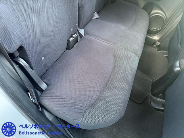 フィットハイブリッド ナビプレミアムセレクション　クルーズコントロール／純正ナビ／ＥＴＣ／Ｂカメラ／ワンセグＴＶ／電動格納ミラー／車検２年付き／走行４２０００（55枚目）