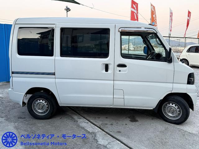 ミニキャブバン 　４ＷＤ／ＥＴＣ／ナビ／Ｂｌｕｅｔｏｏｔｈ／前後ドラレコ／車検Ｒ８．１１月／走行７００００Ｋｍ（15枚目）