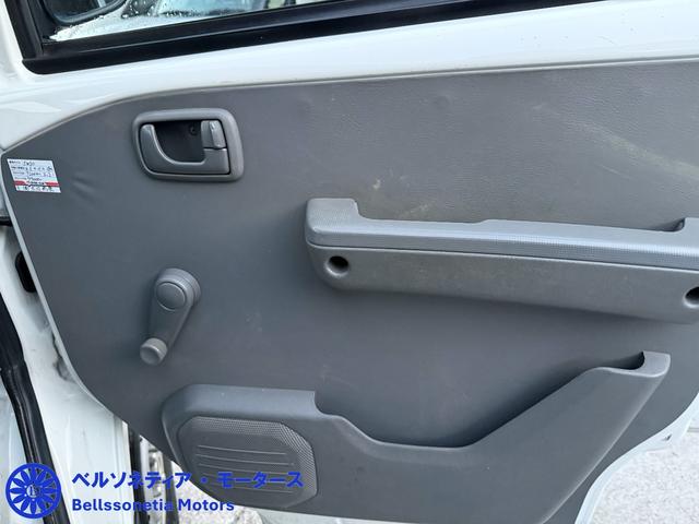 ミニキャブバン 　４ＷＤ／ＥＴＣ／ナビ／Ｂｌｕｅｔｏｏｔｈ／前後ドラレコ／車検Ｒ８．１１月／走行７００００Ｋｍ（28枚目）