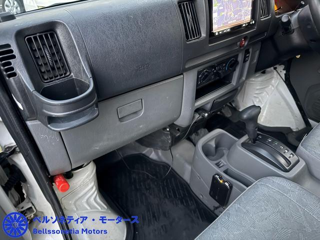 ミニキャブバン 　４ＷＤ／ＥＴＣ／ナビ／Ｂｌｕｅｔｏｏｔｈ／前後ドラレコ／車検Ｒ８．１１月／走行７００００Ｋｍ（45枚目）