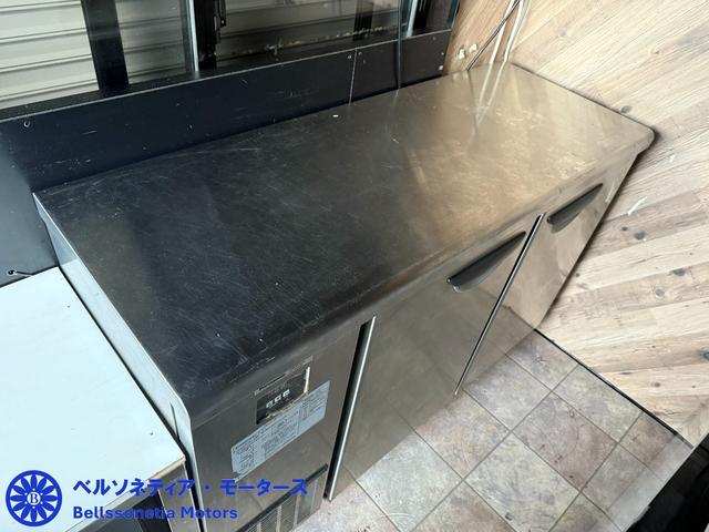 ダイナトラック キッチンカー/車検・点検/フードトラック/移動販売/3層シンク/シャッター式/Bモニター/ETC/LPG(16枚目)