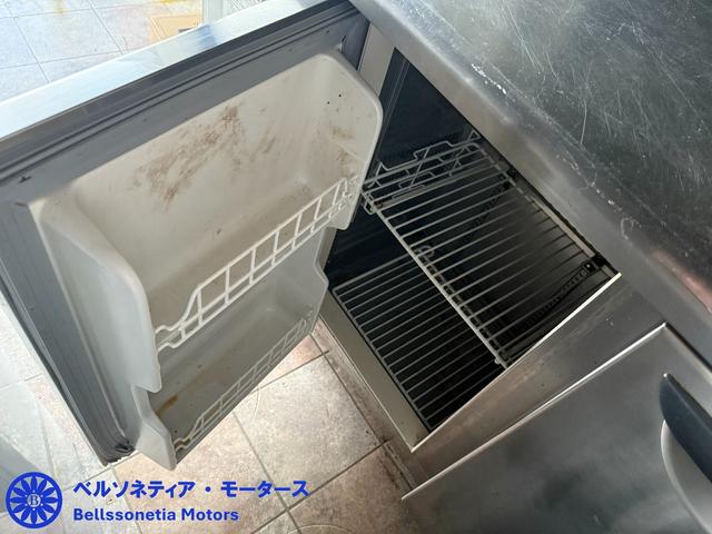 ダイナトラック キッチンカー/車検・点検/フードトラック/移動販売/3層シンク/シャッター式/Bモニター/ETC/LPG(19枚目)